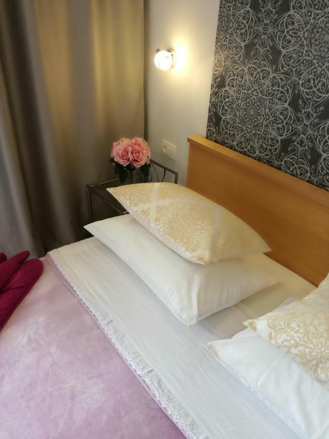 Apartments Smokva Makarska Extérieur photo