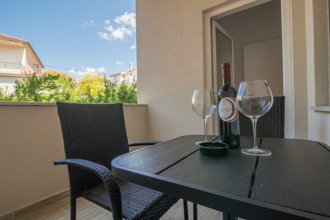 Apartments Smokva Makarska Extérieur photo